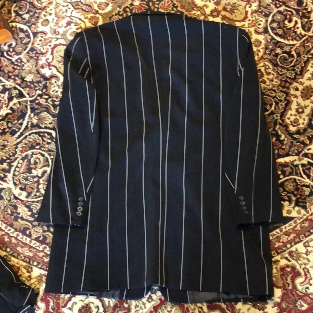 Classic Black Pinstripe Men's Falcone suit - Picture 5 of 10